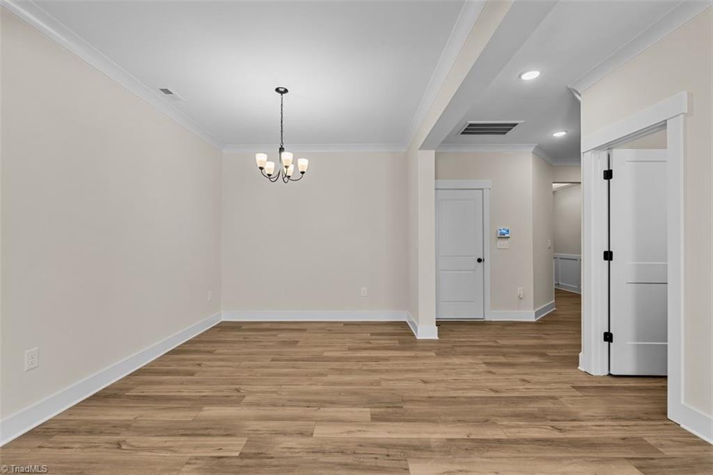 5205 Maple Blossom Trail Property Photo 9