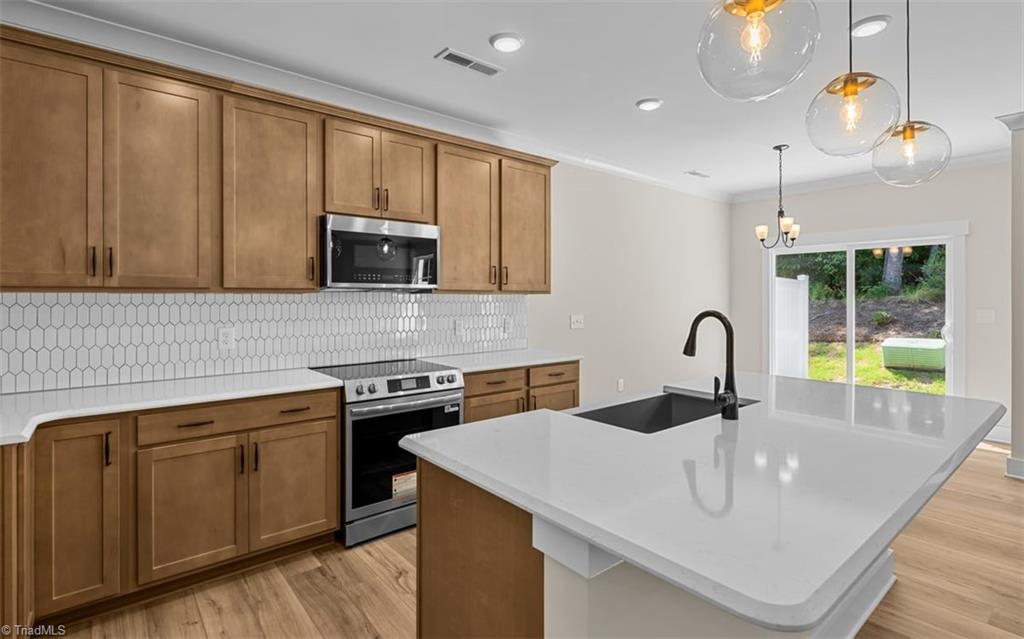 5205 Maple Blossom Trail Property Photo 19