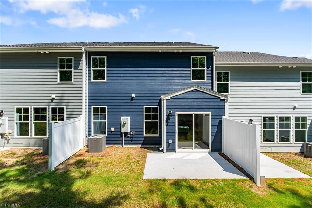 5205 Maple Blossom Trail Property Photo 47