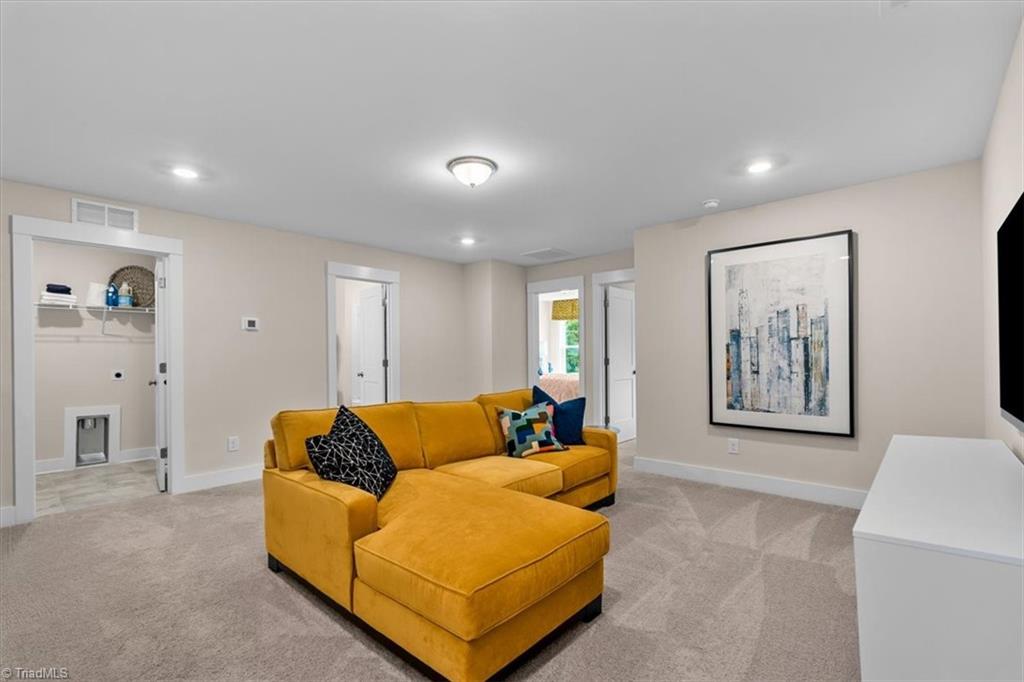 5207 Maple Blossom Trail Property Photo 15