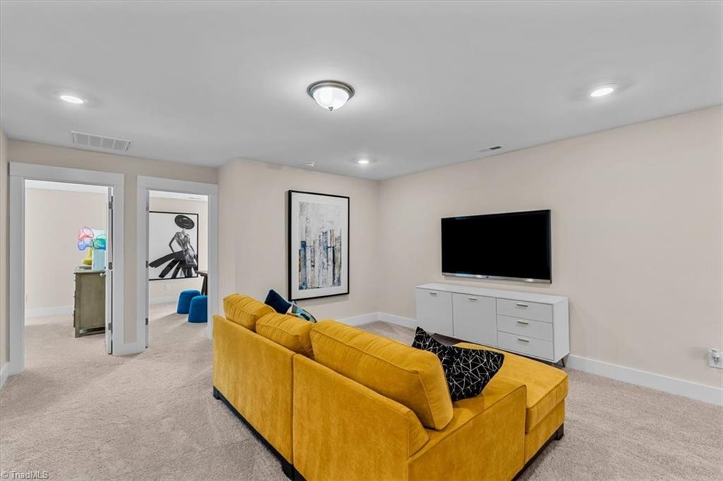 5207 Maple Blossom Trail Property Photo 16