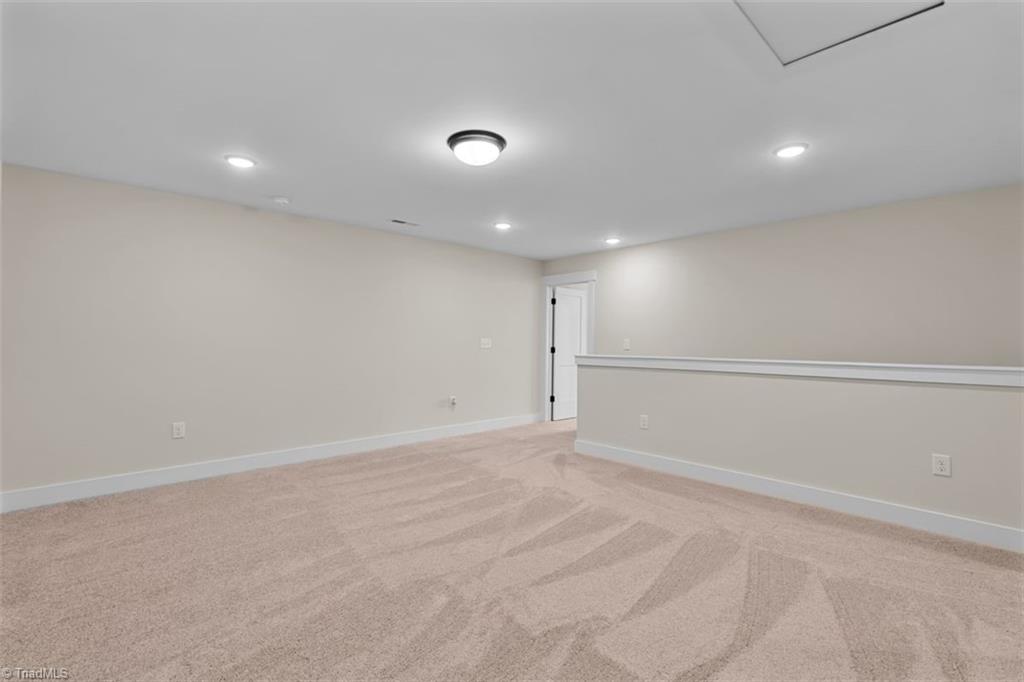 5207 Maple Blossom Trail Property Photo 37
