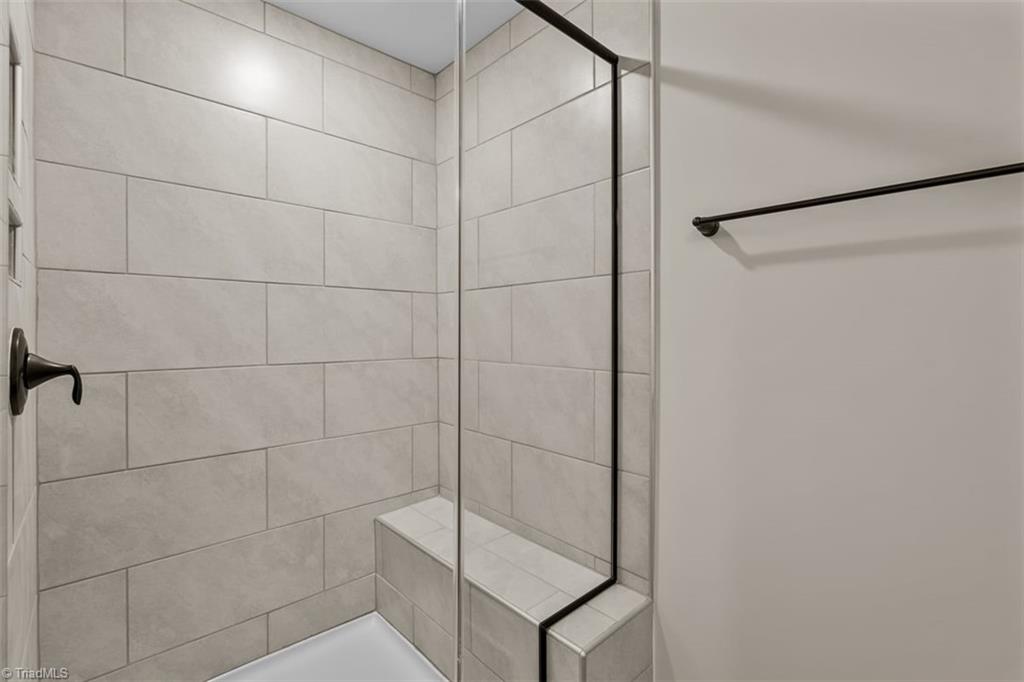 5207 Maple Blossom Trail Property Photo 41