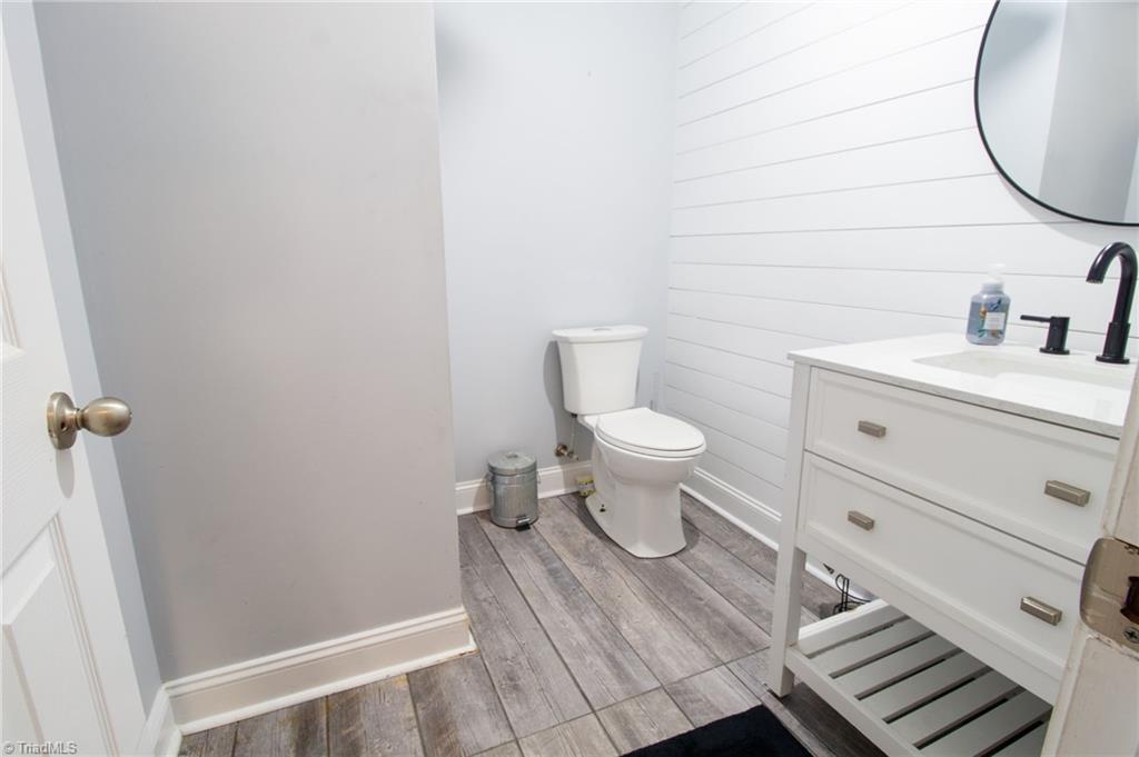 4304 Mary Point Road Property Photo 15