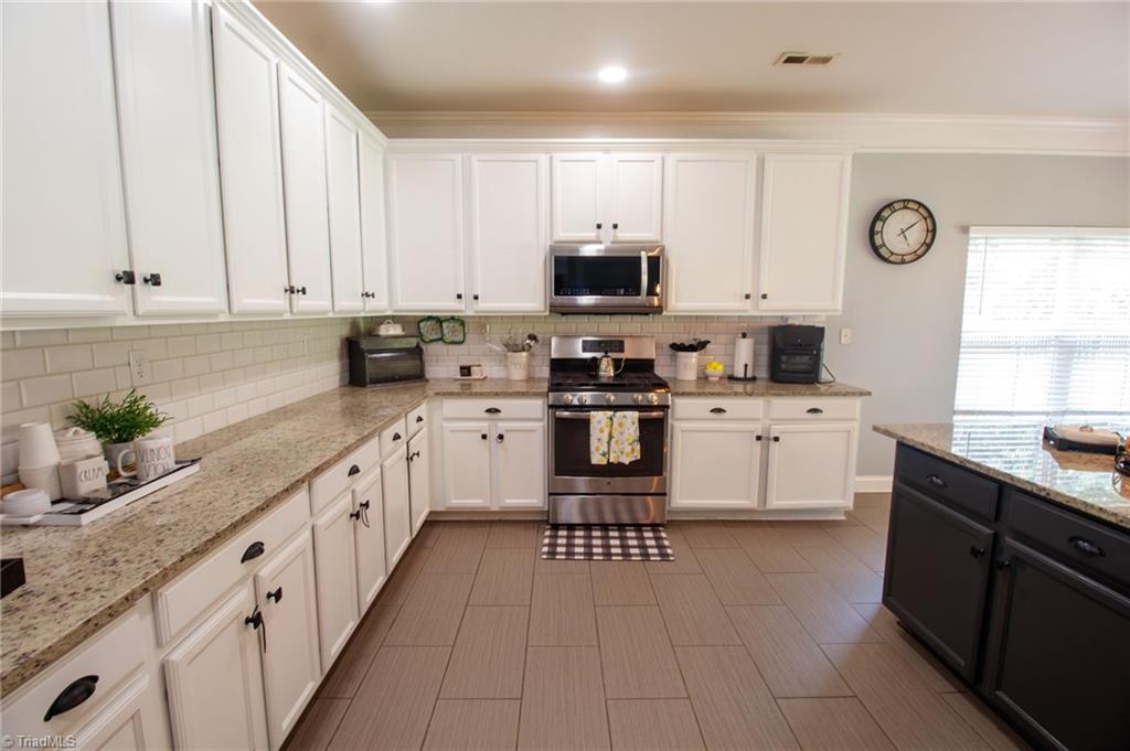 4304 Mary Point Road Property Photo 21