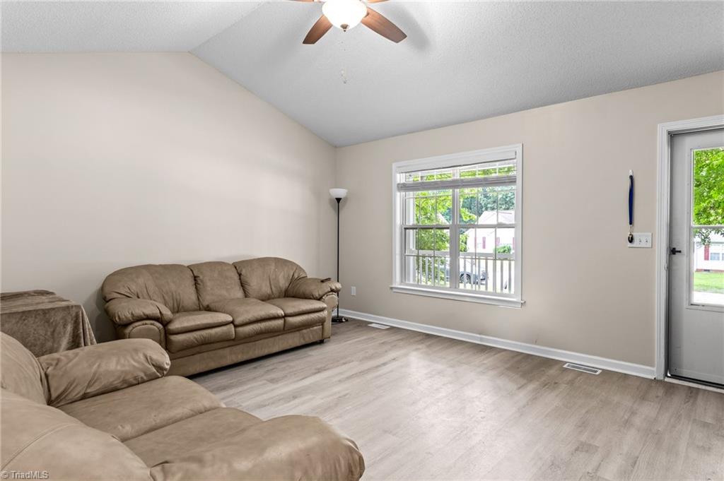 14 Brandy Wine Drive Property Photo 3