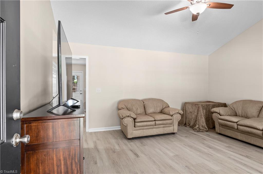 14 Brandy Wine Drive Property Photo 6