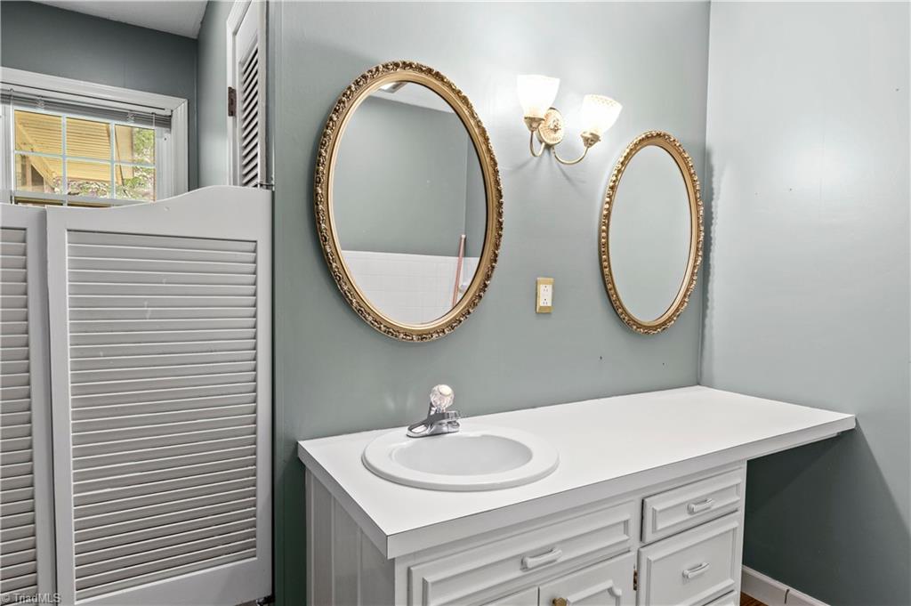 9600 Styers Ferry Road Property Photo 25