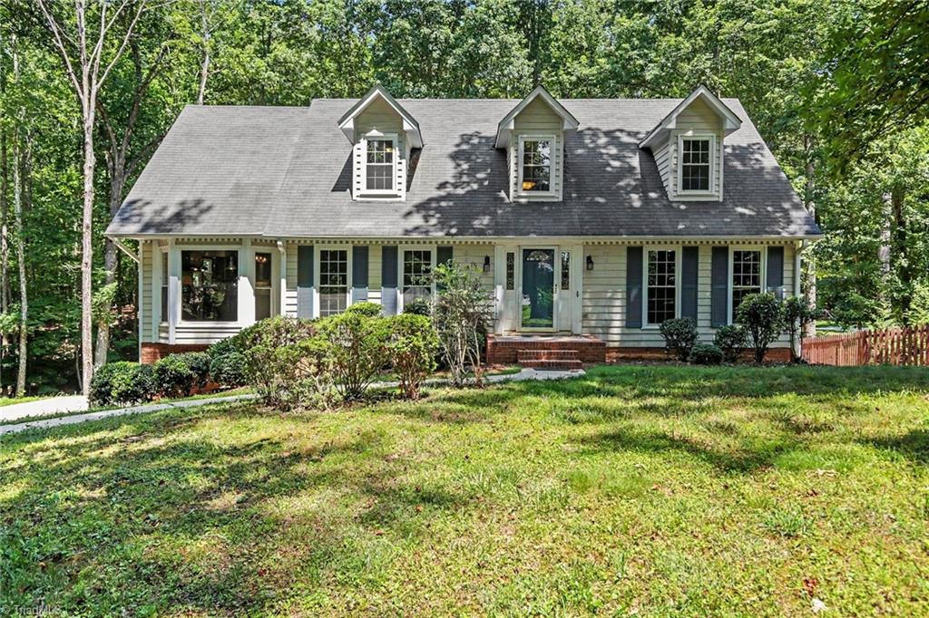 731 Barrington Park Circle Property Photo 1