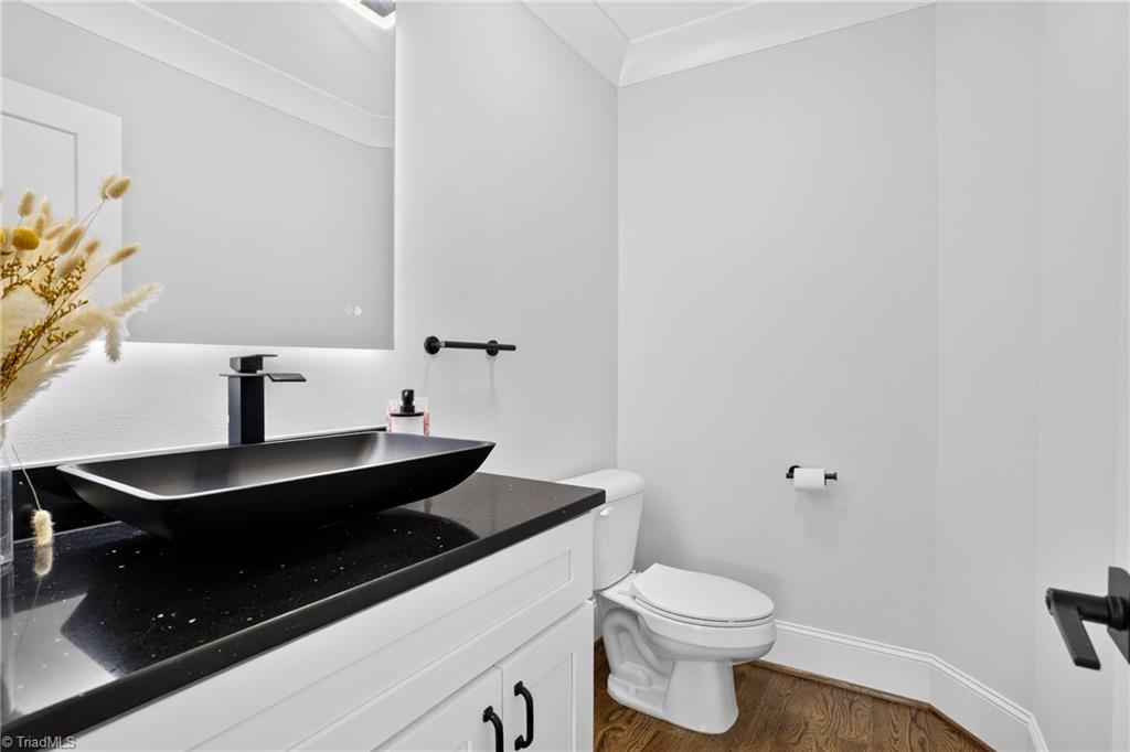 5838 Chrismon Road Property Photo 16