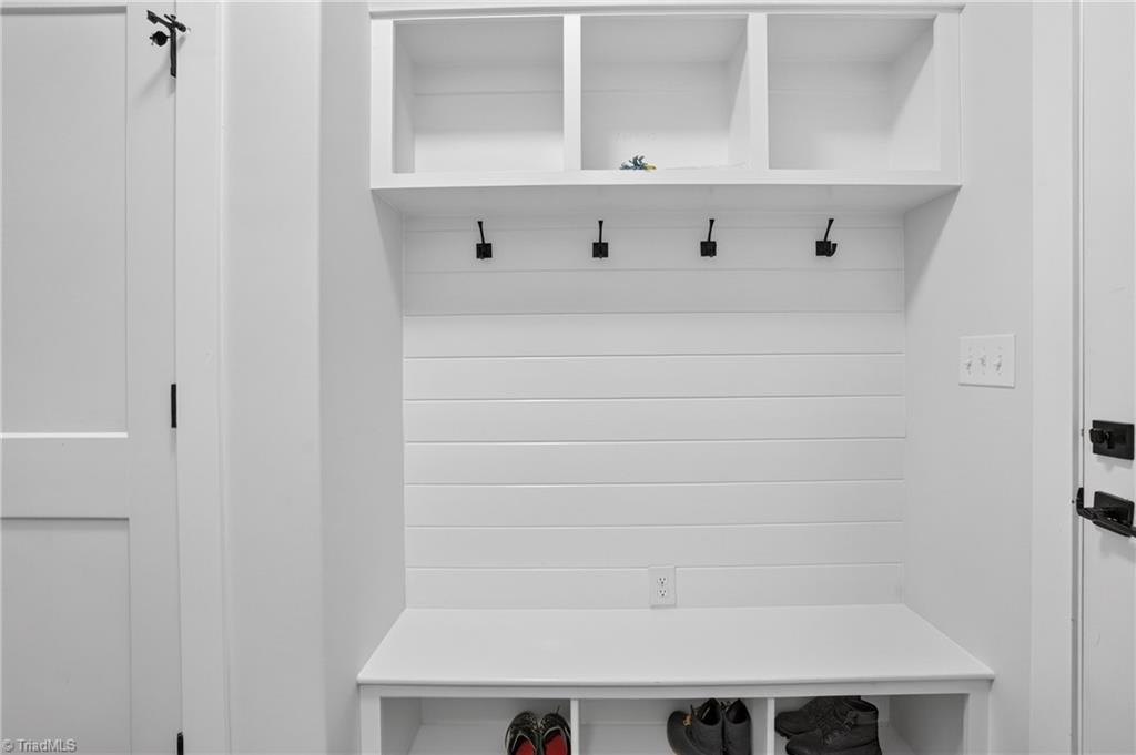 5838 Chrismon Road Property Photo 29