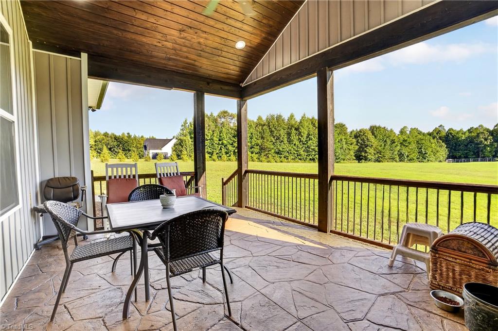 5838 Chrismon Road Property Photo 34
