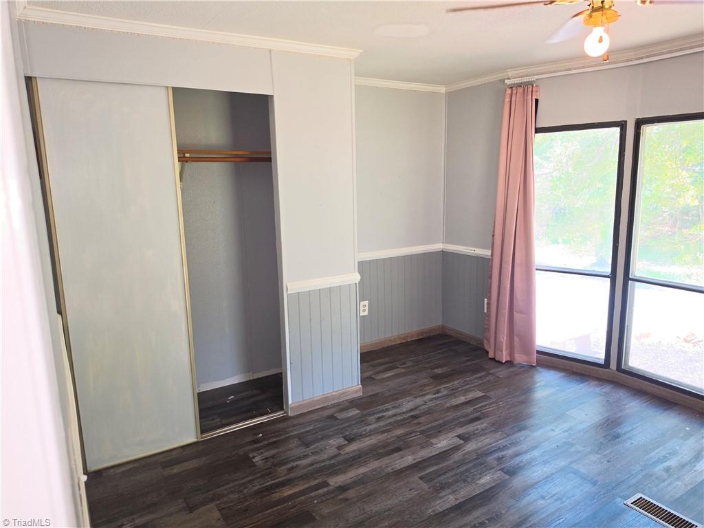 1520 Nc Highway 62 E Property Photo 10