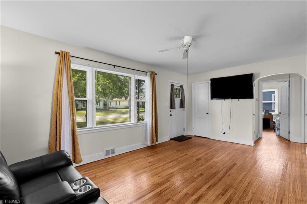 2723 Sink Street Property Photo 5