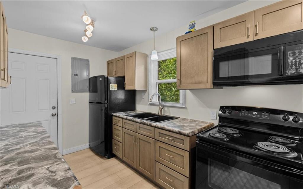 2723 Sink Street Property Photo 10