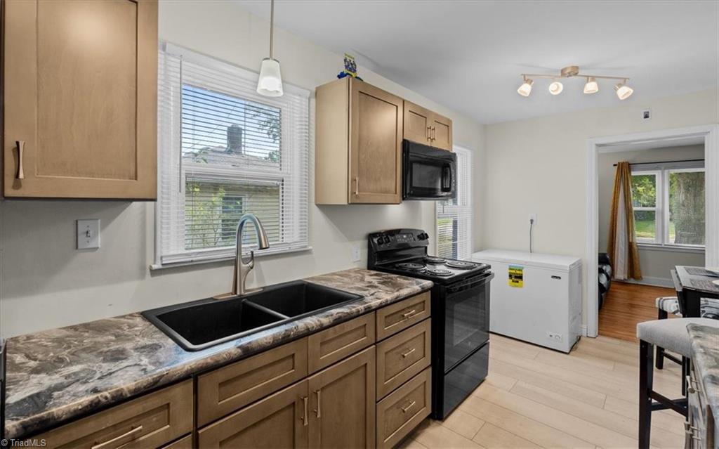 2723 Sink Street Property Photo 11