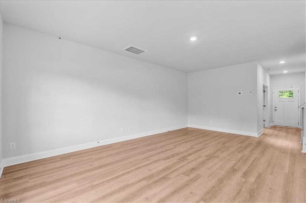 4192 Emmas Way Property Photo 9