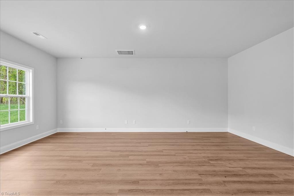 4192 Emmas Way Property Photo 10