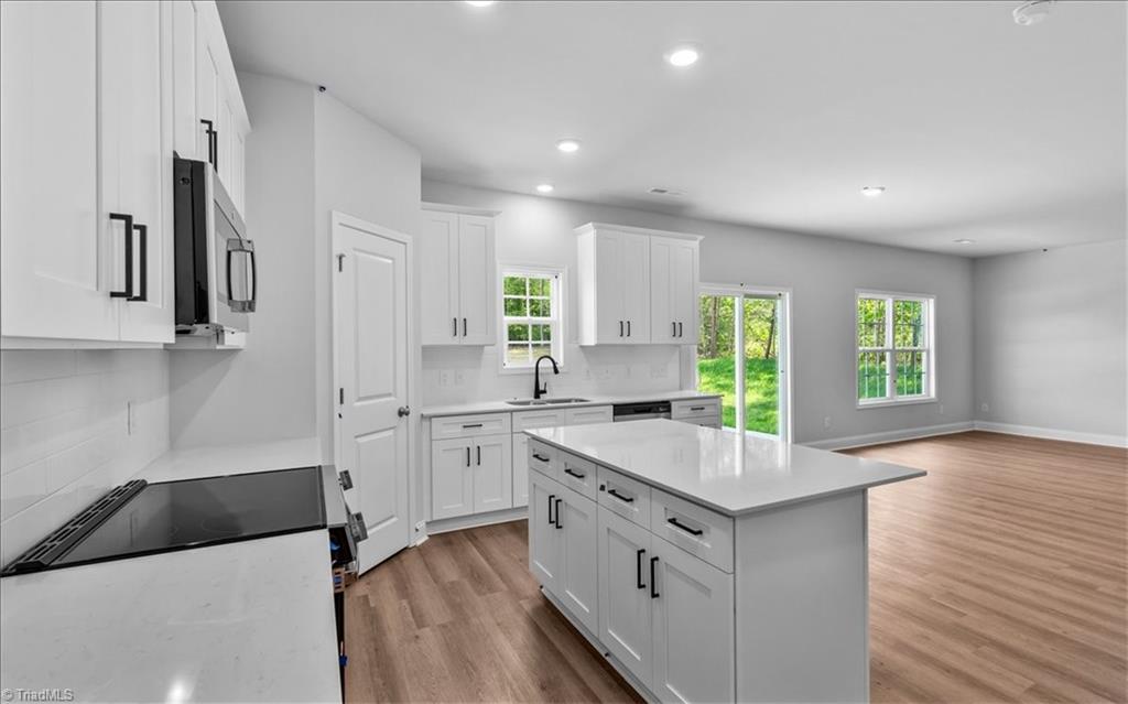 4192 Emmas Way Property Photo 15