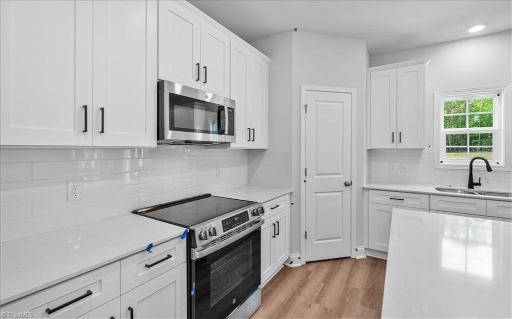 4192 Emmas Way Property Photo 16