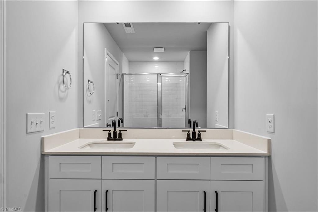 4192 Emmas Way Property Photo 26