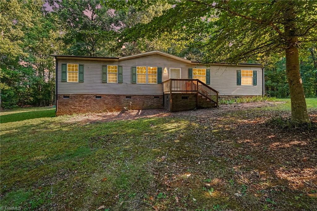 581 Candy Creek Road Property Photo 1