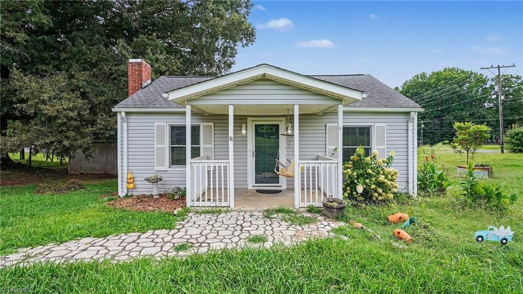 4516 Branson Davis Road Property Photo 1