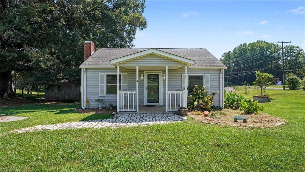 4516 Branson Davis Road Property Photo 1