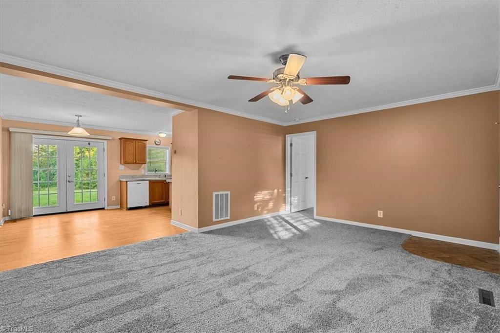 471 Guilrock Lane Property Photo 6