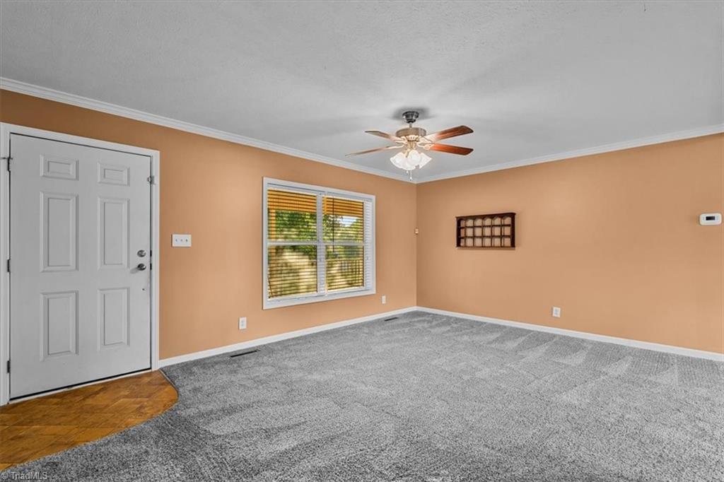 471 Guilrock Lane Property Photo 8