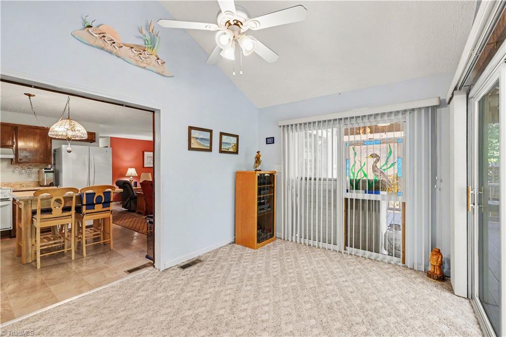 1030 Riverview Road Property Photo 16