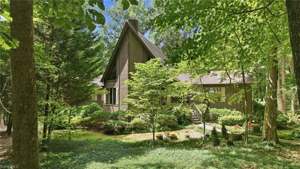 4401 Oakview Drive Property Photo 1