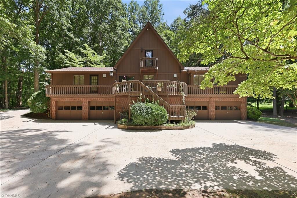 4401 Oakview Drive Property Photo 2