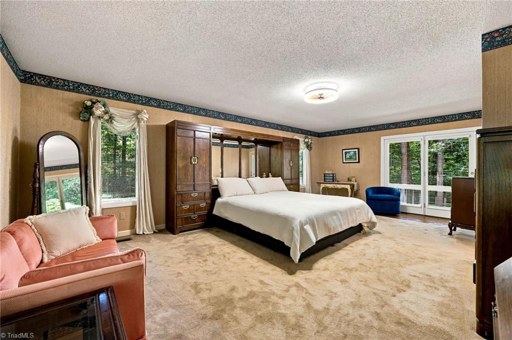 4401 Oakview Drive Property Photo 19