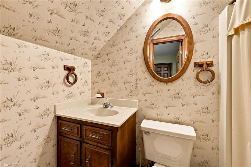 4401 Oakview Drive Property Photo 33