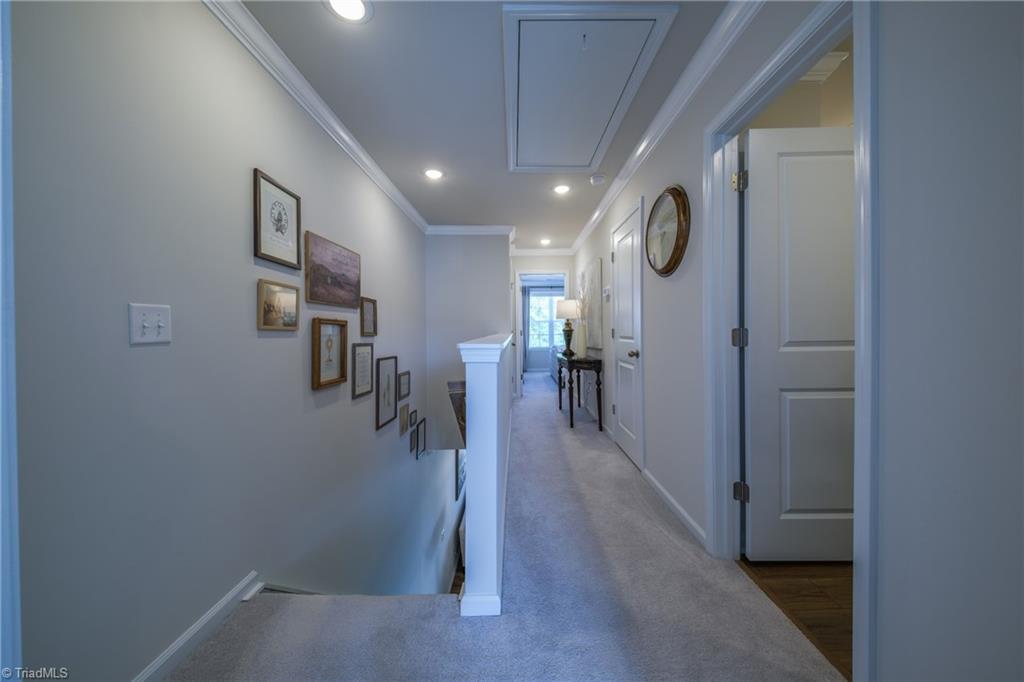 3160 Fall Hills Drive Property Photo 27