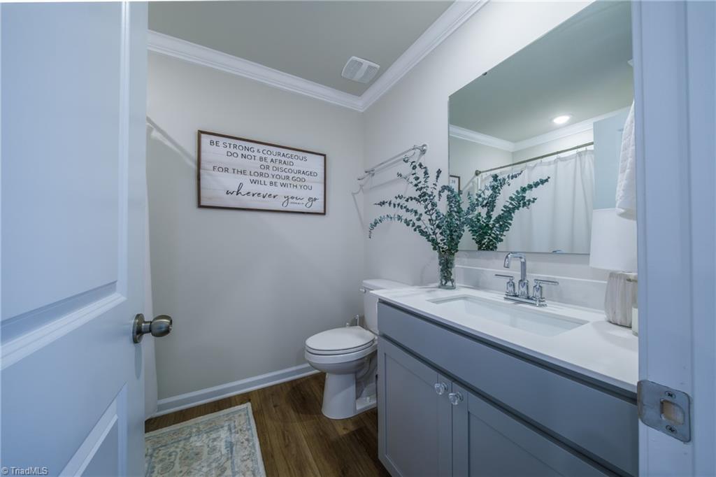 3160 Fall Hills Drive Property Photo 28