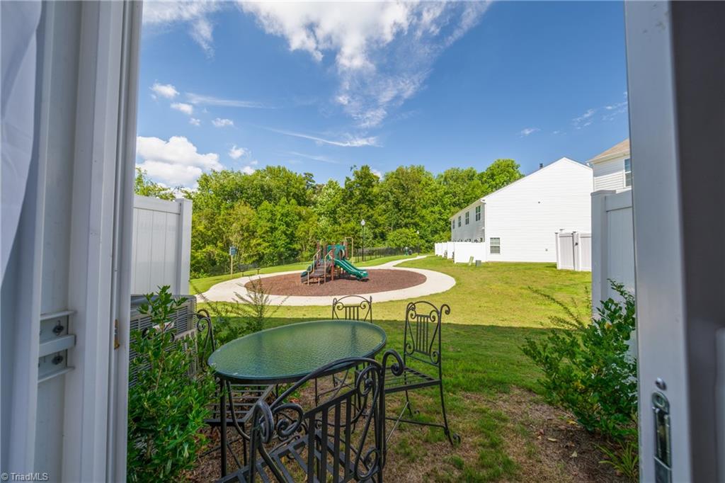 3160 Fall Hills Drive Property Photo 36