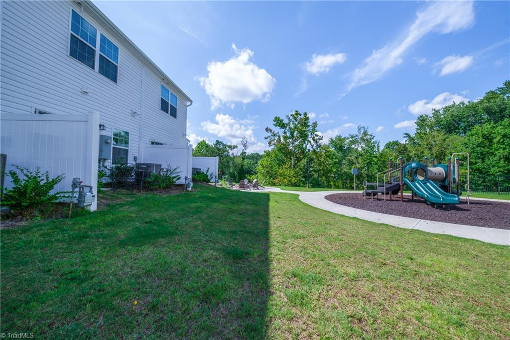 3160 Fall Hills Drive Property Photo 38