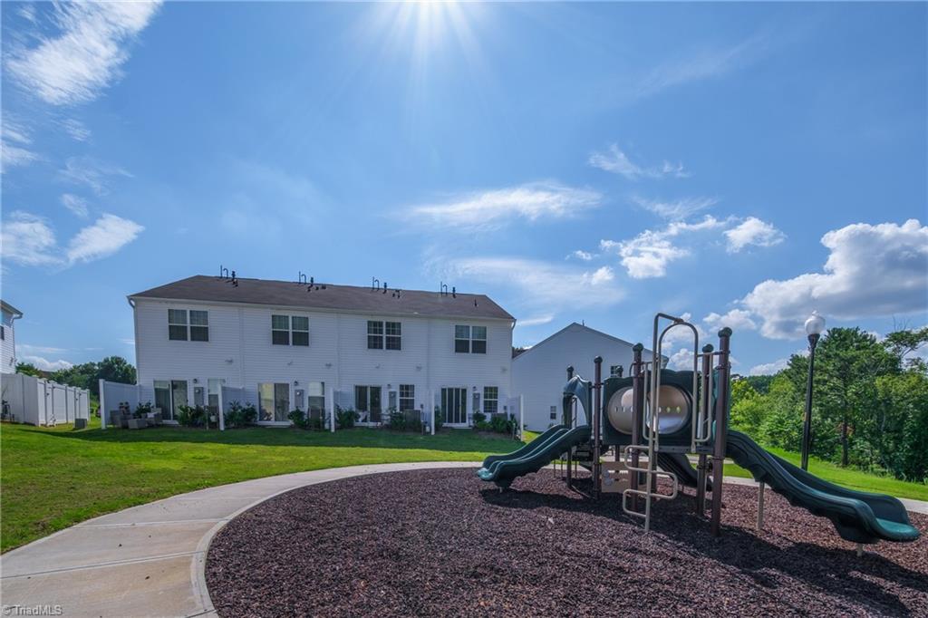3160 Fall Hills Drive Property Photo 40