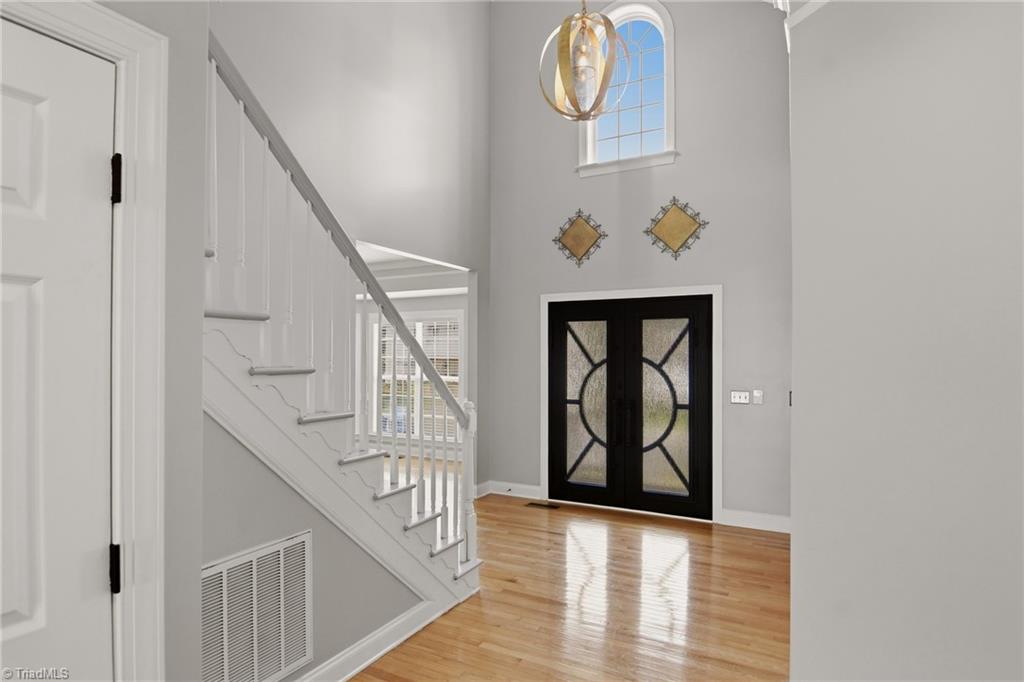 5012 Weatherstone Drive Property Photo 3