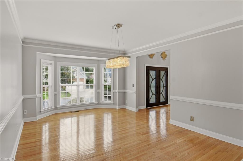 5012 Weatherstone Drive Property Photo 6