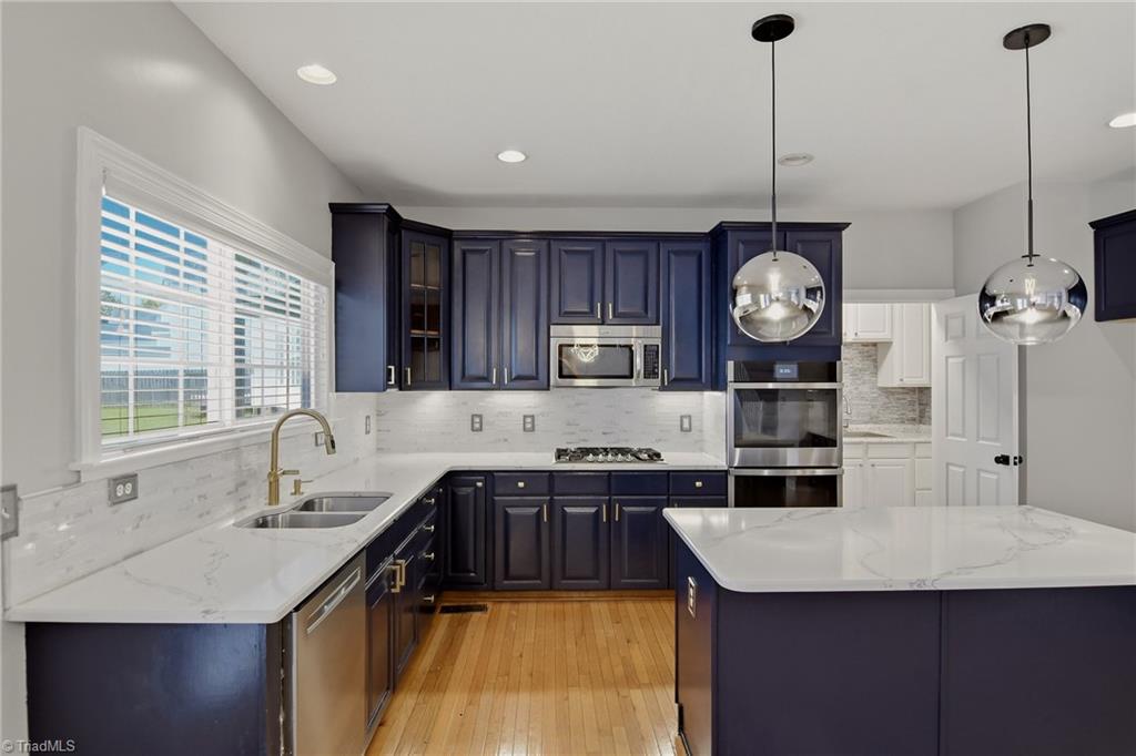 5012 Weatherstone Drive Property Photo 13