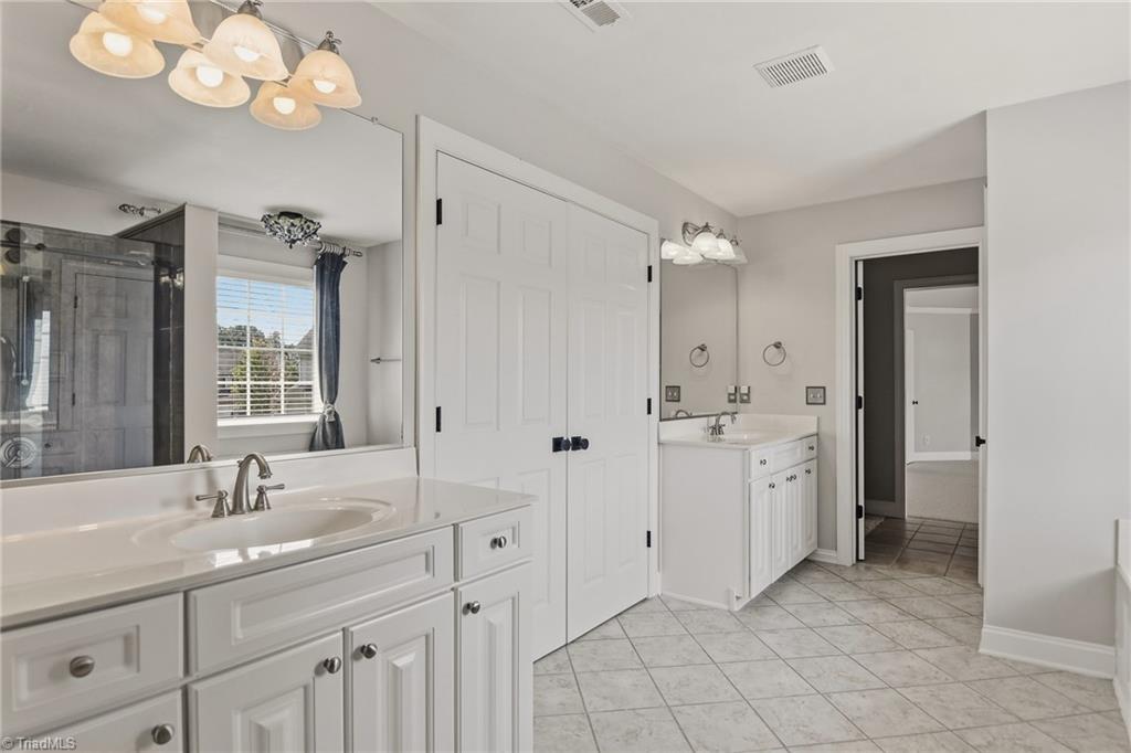5012 Weatherstone Drive Property Photo 25
