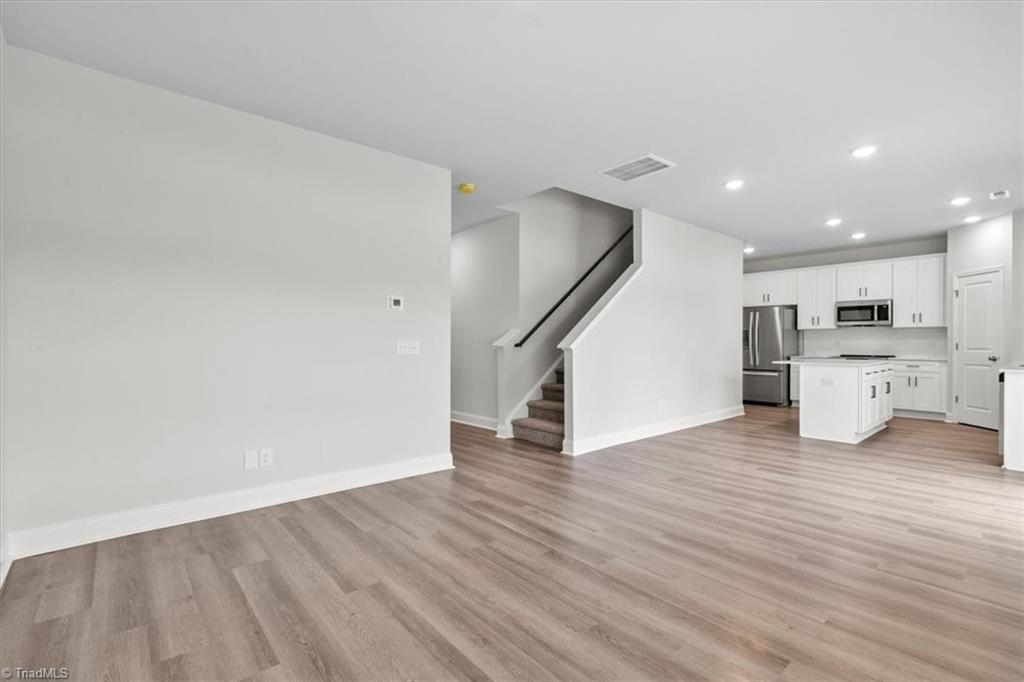4198 Emmas Way Property Photo 10