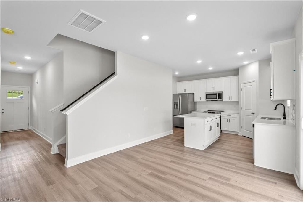 4198 Emmas Way Property Photo 11