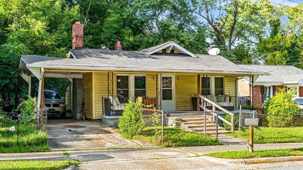 1207 Vernon Place Property Photo 1