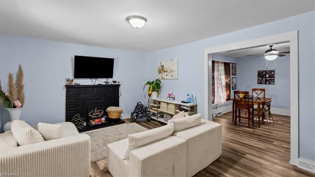 1207 Vernon Place Property Photo 2