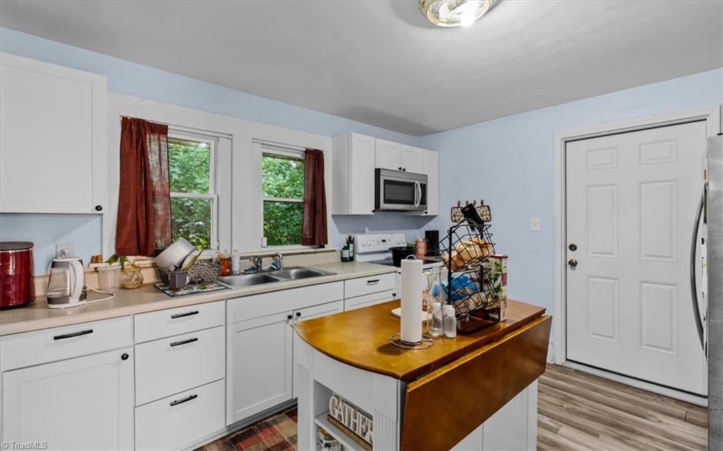 1207 Vernon Place Property Photo 11