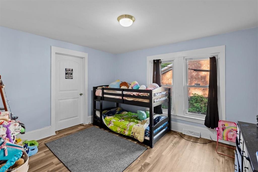 1207 Vernon Place Property Photo 14